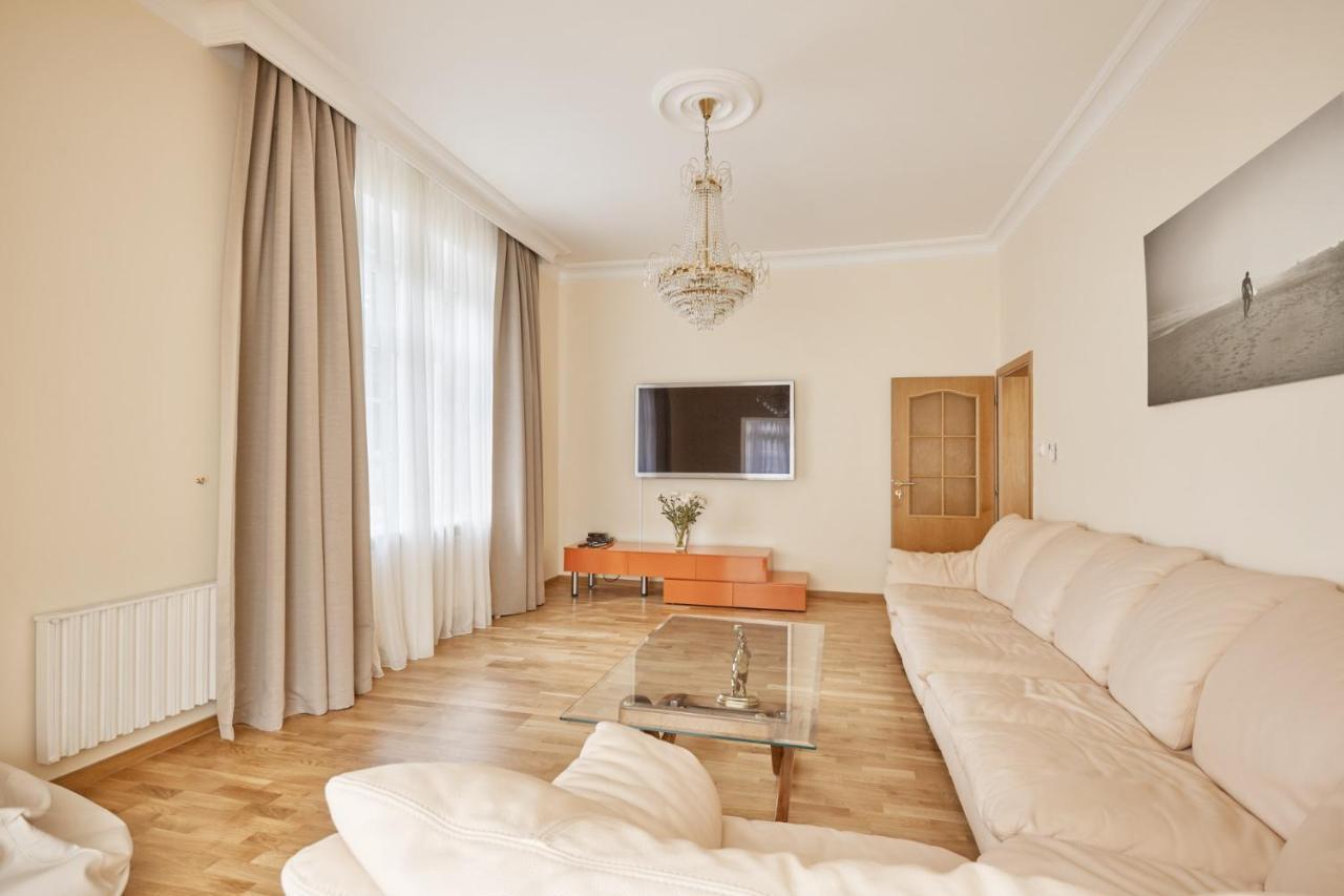 Villa Deluxe Apartments Карлові Вари Екстер'єр фото