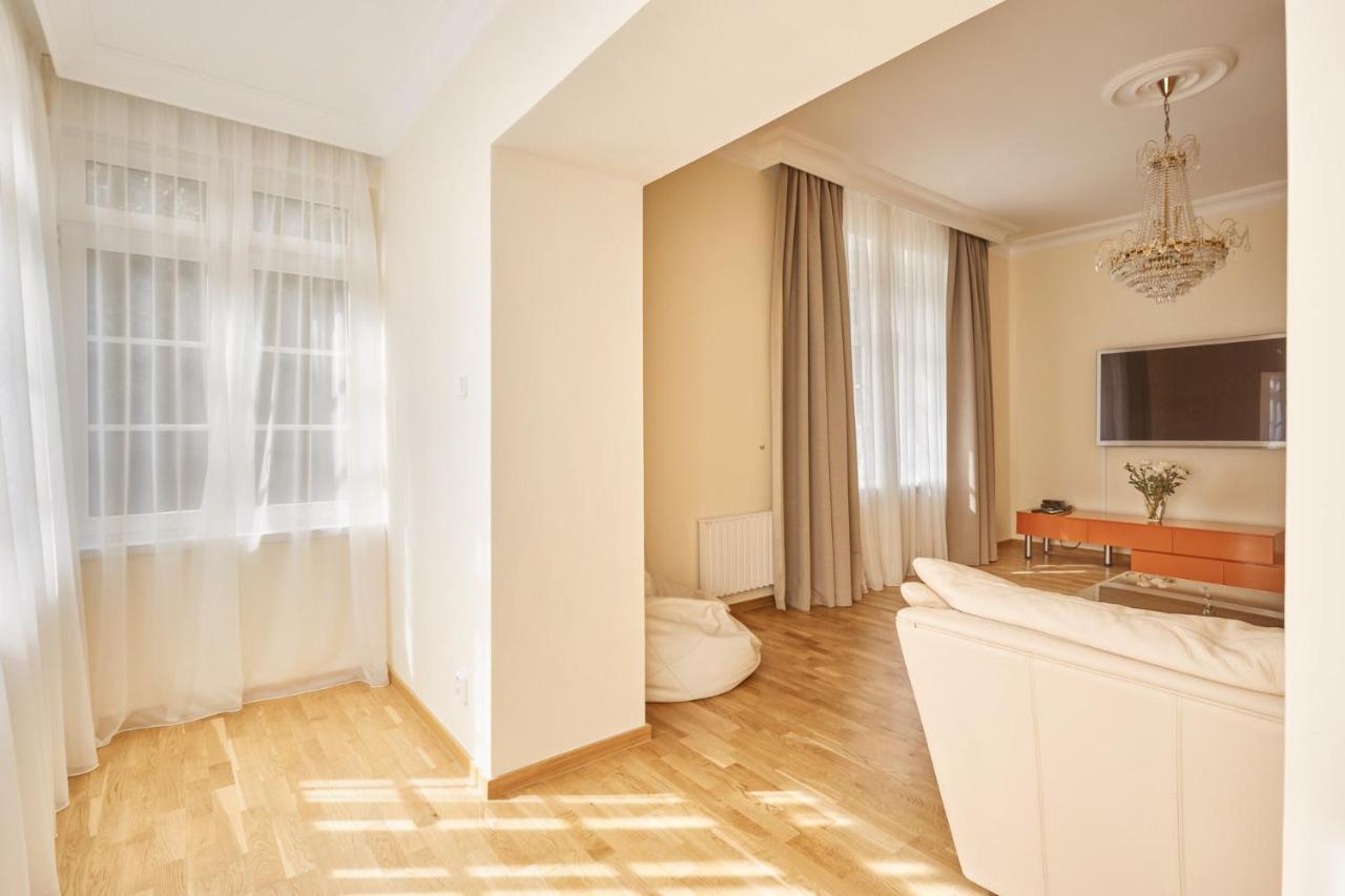 Villa Deluxe Apartments Карлові Вари Екстер'єр фото