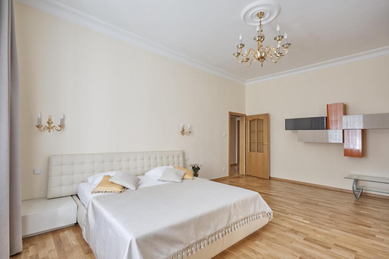 Villa Deluxe Apartments Карлові Вари Екстер'єр фото