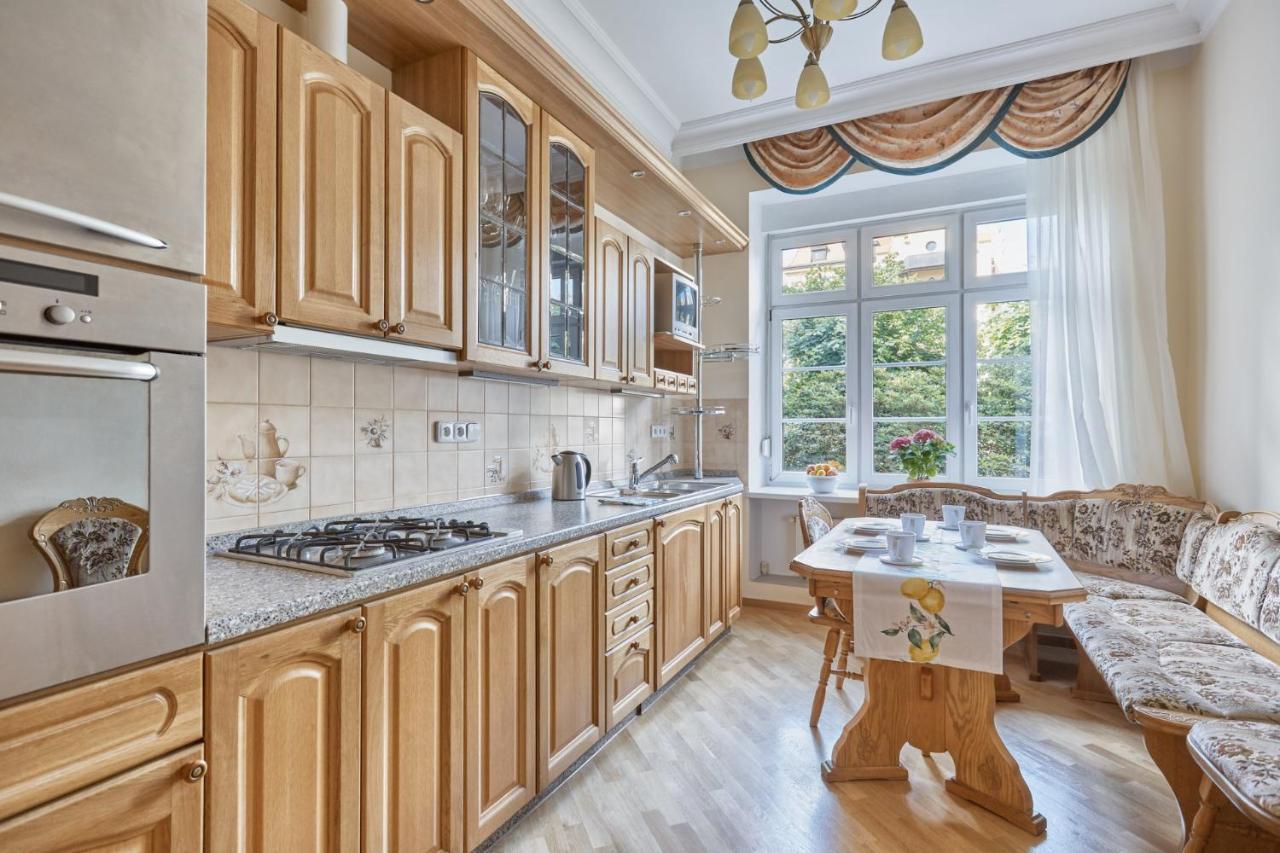 Villa Deluxe Apartments Карлові Вари Екстер'єр фото
